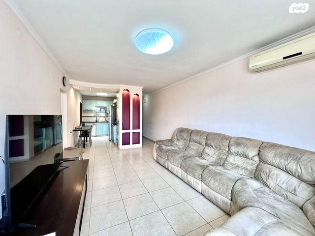 דירה, לוי אשכול 15, נאות שקד, נתניה