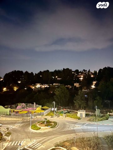 דירה, חרמון, אורנים, מעלות תרשיחא