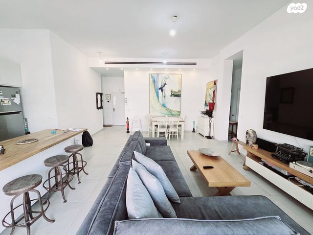 דירה, אילות השדה, אור ים, אור עקיבא