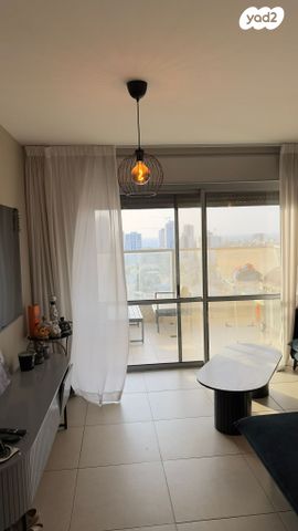 דירה, הקליר, רמת חן ובן ציון, נתניה