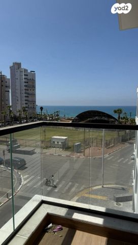 שדרות העצמאות 7