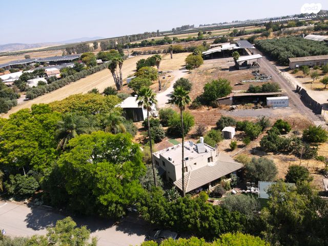 משק חקלאי/ נחלה, שדמות דבורה