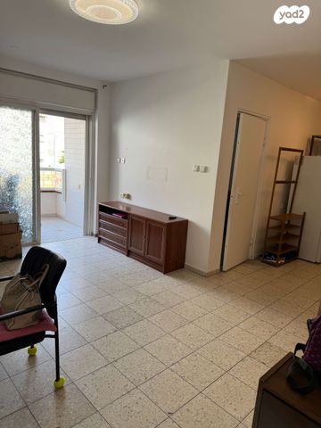 דירה, חולון