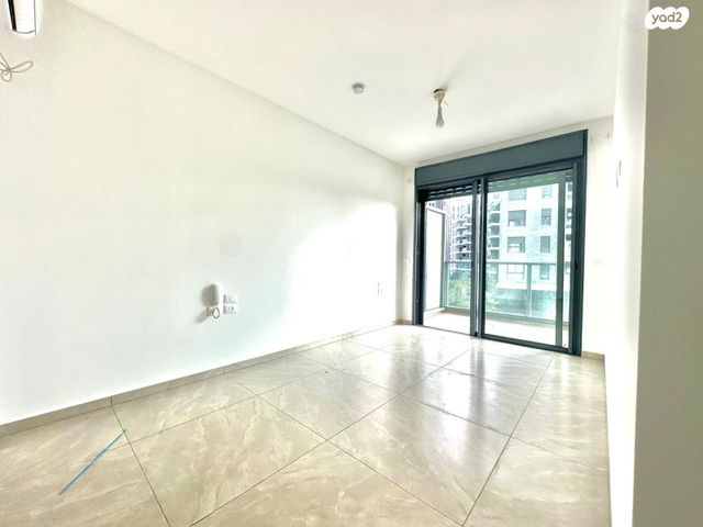 דירה, בר כוכבא, הרצליה