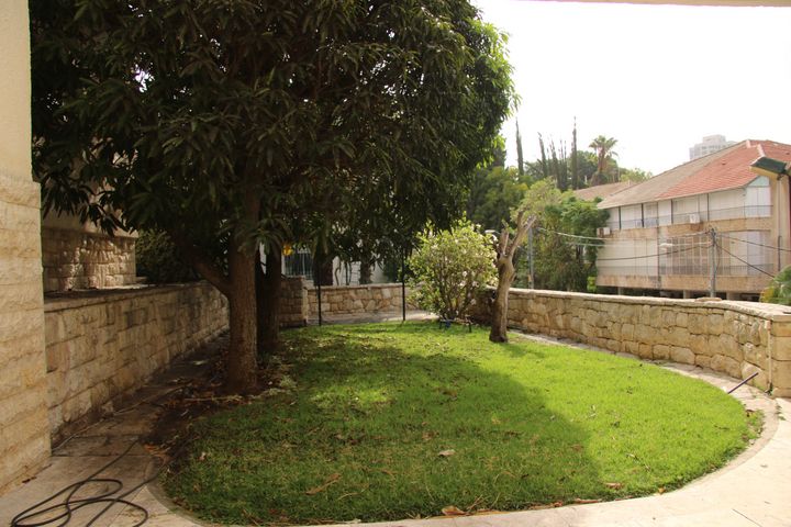 בית פרטי/ קוטג', החייל האלמוני, שכונת בן גוריון, מרכז העיר ג', רמת גן