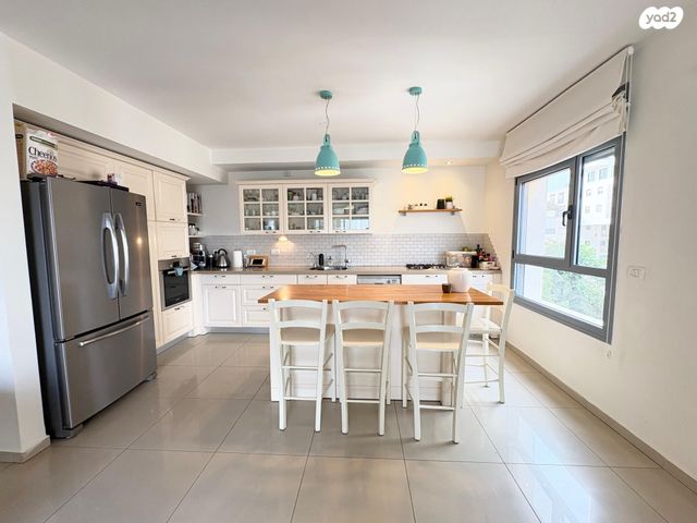 גג/ פנטהאוז, נווה גן, רמת השרון