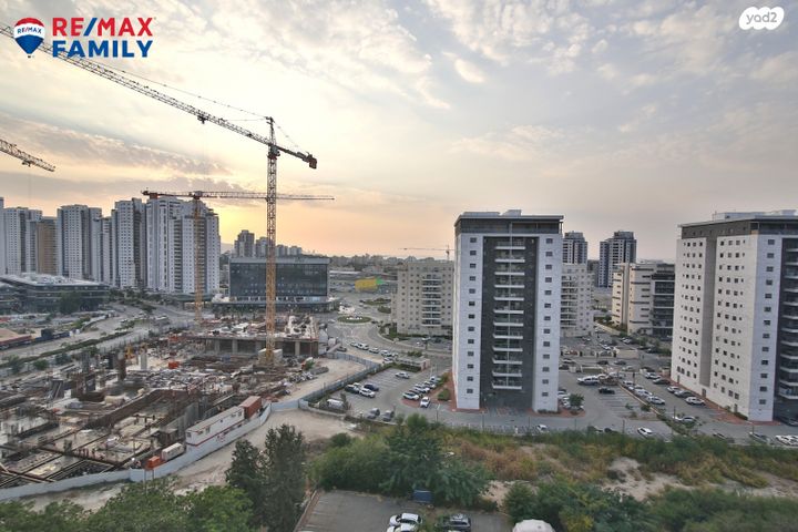 דירה, יצחק בן צבי 12, נווה גנים, קרית מוצקין