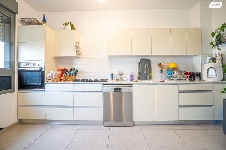 דירה, עזר וייצמן, מתחם 1200, הוד השרון