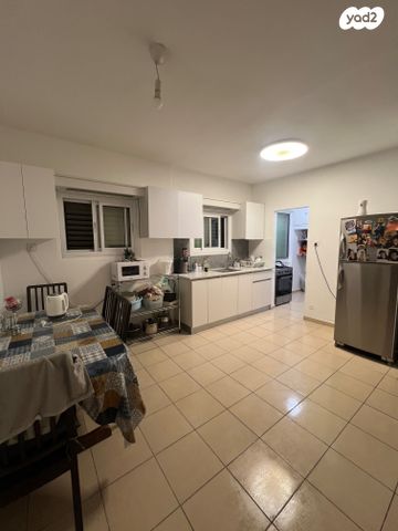 דירה, נחום סוקולוב, צפון מזרח מרכז העיר, נתניה