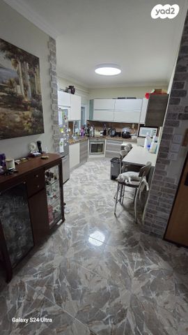 דירה, שלום עליכם, קרית אתא