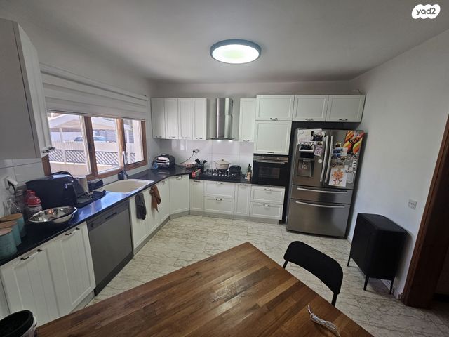 בית פרטי/ קוטג', עומר