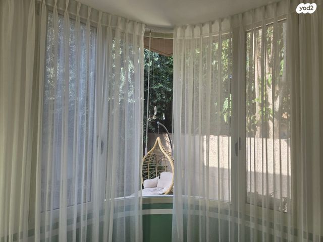 דו משפחתי, גדרה