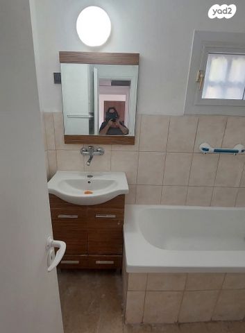 דירה, שפרינצק, מוצקין הותיקה, קרית מוצקין