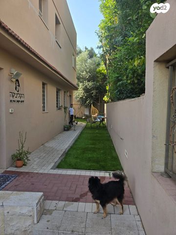 דו משפחתי, גדרה