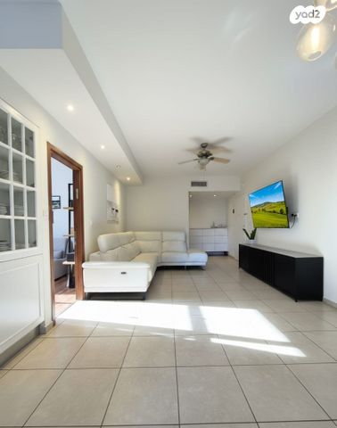 דירה, בעל שם טוב, מחנה יהודה, פתח תקווה