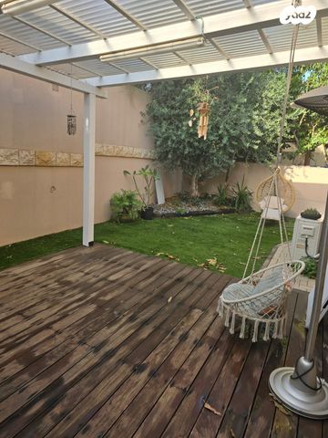 דו משפחתי, גדרה