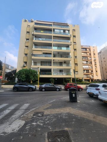 דירה, קדושי קהיר, נאות רחל, חולון