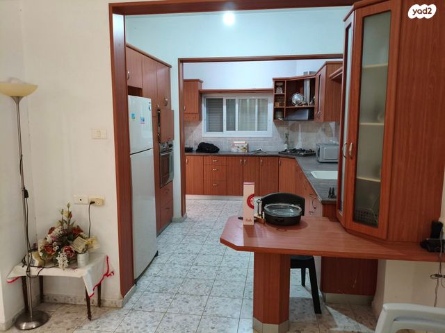 בית פרטי/ קוטג', אורנים, מרכז העיר, קרית אתא