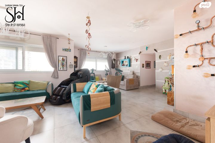 גג/ פנטהאוז, מבצע נחשון, נווה ים, ראשון לציון