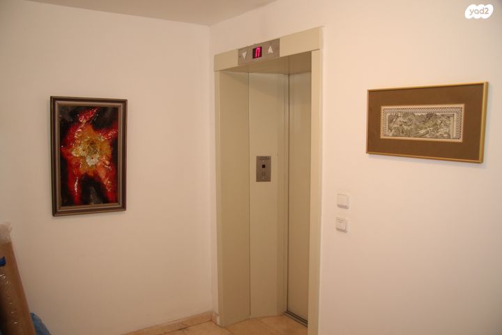 בית פרטי/ קוטג', החייל האלמוני, שכונת בן גוריון, מרכז העיר ג', רמת גן