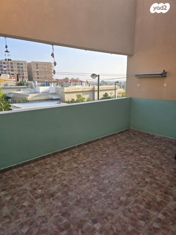 דו משפחתי, גדרה