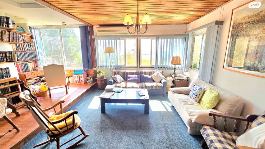 בית פרטי/ קוטג', חיטה, חלמיש, נווה צוף - חלמיש