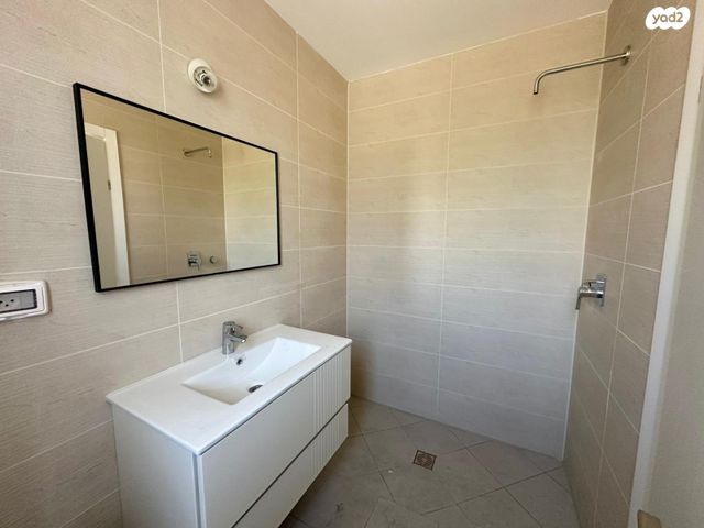 דירה, בר כוכבא, הרצליה