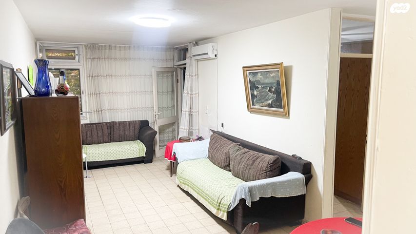 דירה, יצחק שדה 6, אזור