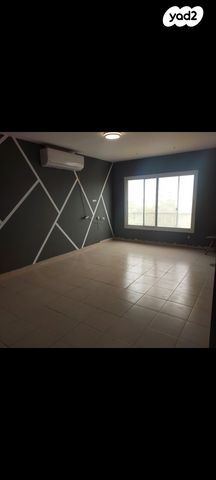 אבן גבירול 3