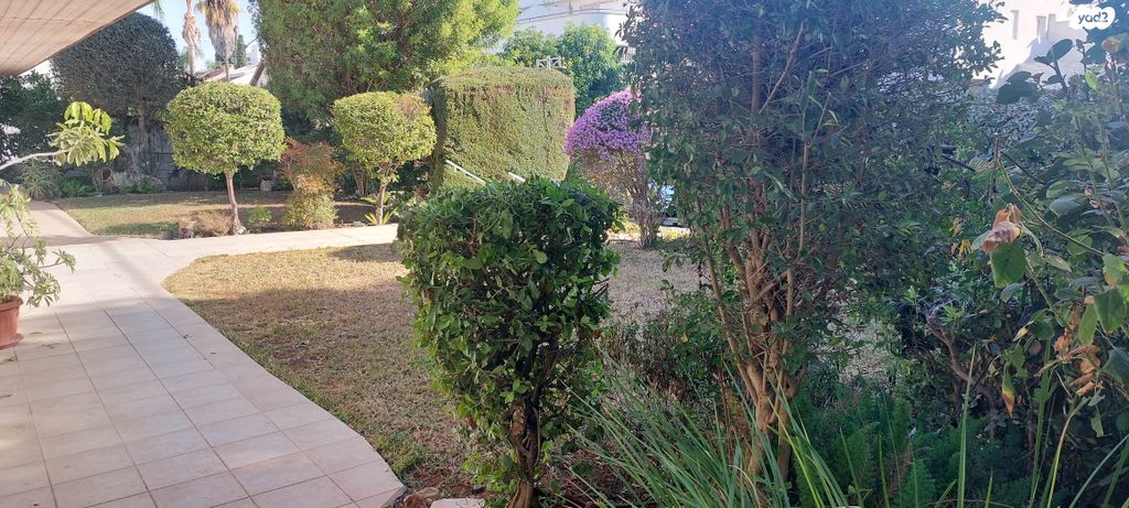 דו משפחתי, גורדון, מרכז דרום, רעננה