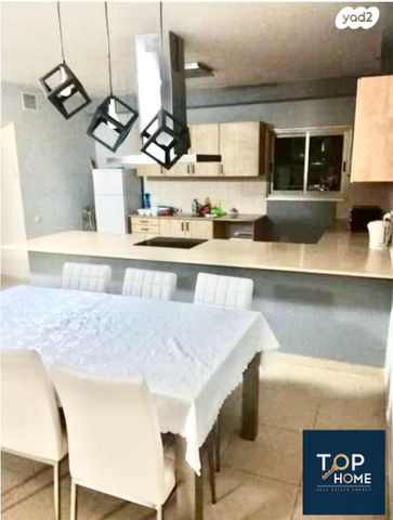 דירה, שדרות ניצה 26, צפון מערב מרכז העיר, נתניה