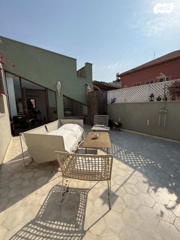 בית פרטי/ קוטג', הצדף, עג'מי, גבעת העליה, תל אביב יפו