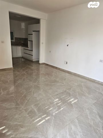 דירה, ענתות, כרמל צרפתי, חיפה