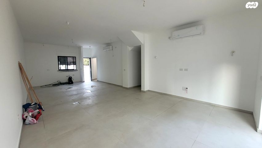 בית פרטי/ קוטג', בנימינה גבעת עדה