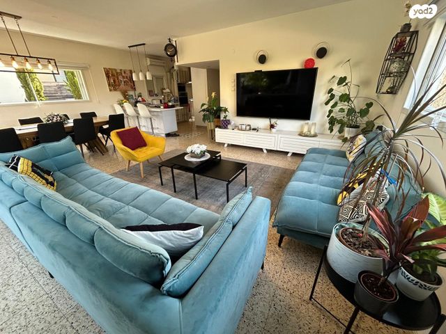 דירה, שיכון דן, נווה דן, תל אביב יפו