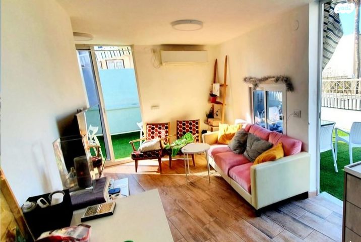 מקווה ישראל 25