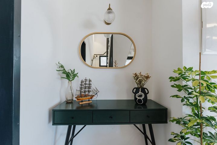 דופלקס, דרך העצמאות 37, שער פלמר, תחנת רכבת השמונה, חיפה