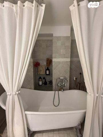 בית פרטי/ קוטג', הצדף, עג'מי, גבעת העליה, תל אביב יפו