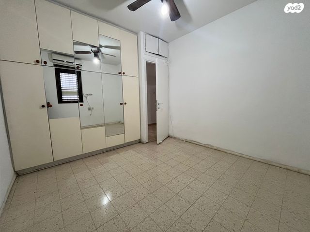 דירה, פרופס 9, נווה רם, שיכון מזרחי, רמת גן