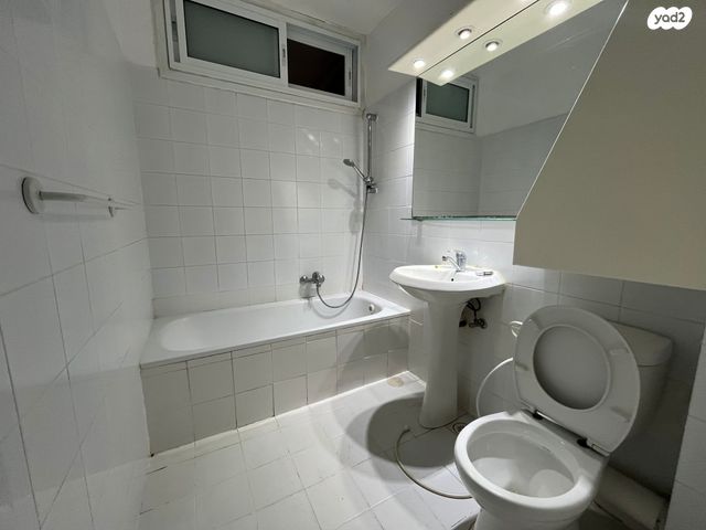 דירה, פרופס 9, נווה רם, שיכון מזרחי, רמת גן