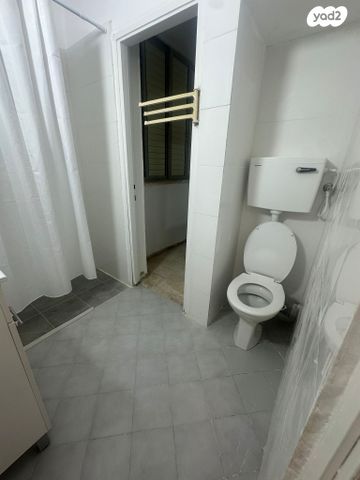 דירה, אסתר המלכה 8, נווה דוד, חיפה