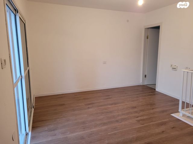 דופלקס, קרית יערים, רמת השרון