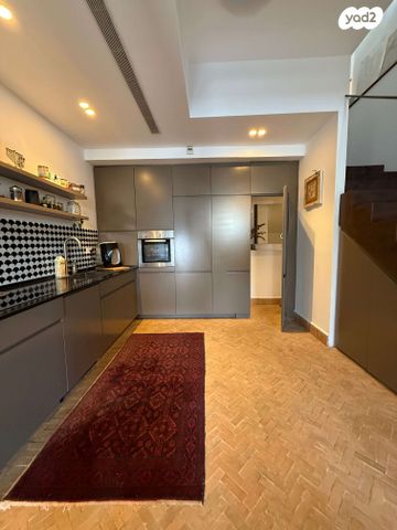 בית פרטי/ קוטג', הצדף, עג'מי, גבעת העליה, תל אביב יפו