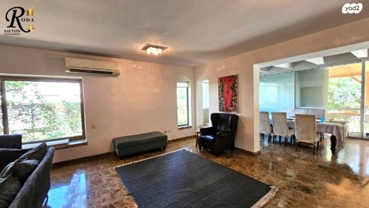 בית פרטי/ קוטג', סביון