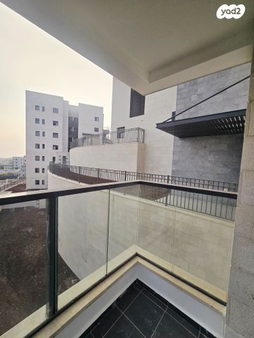 דירת גן, שרה אהרונסון, מורשת, מודיעין מכבים רעות