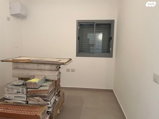 דירה, ש"י עגנון, שיכון רסקו, קרית אונו