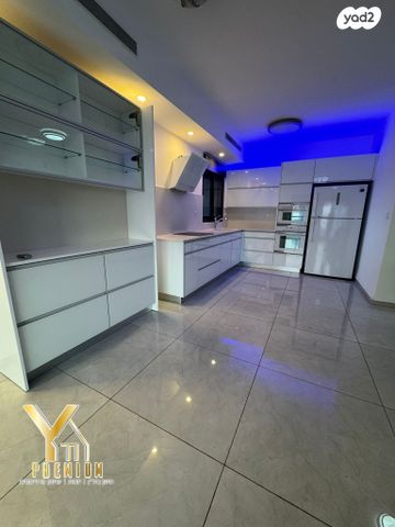 גג/ פנטהאוז, ציגל, לב מוצקין, בנה ביתך, קרית מוצקין