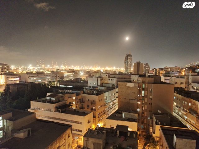 דירה, עין דור, שער פלמר, תחנת רכבת השמונה, חיפה