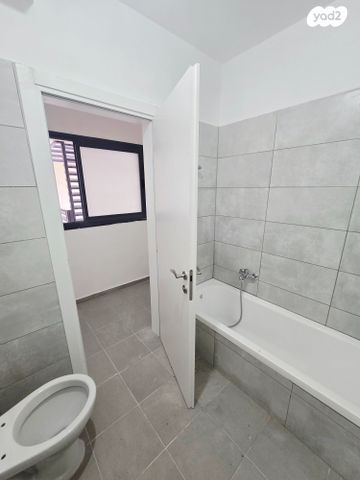 דירת גן, שרה אהרונסון, מורשת, מודיעין מכבים רעות