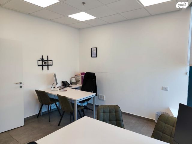 משרדים, ספיר, צומת הקריות, חוף שמן, חיפה